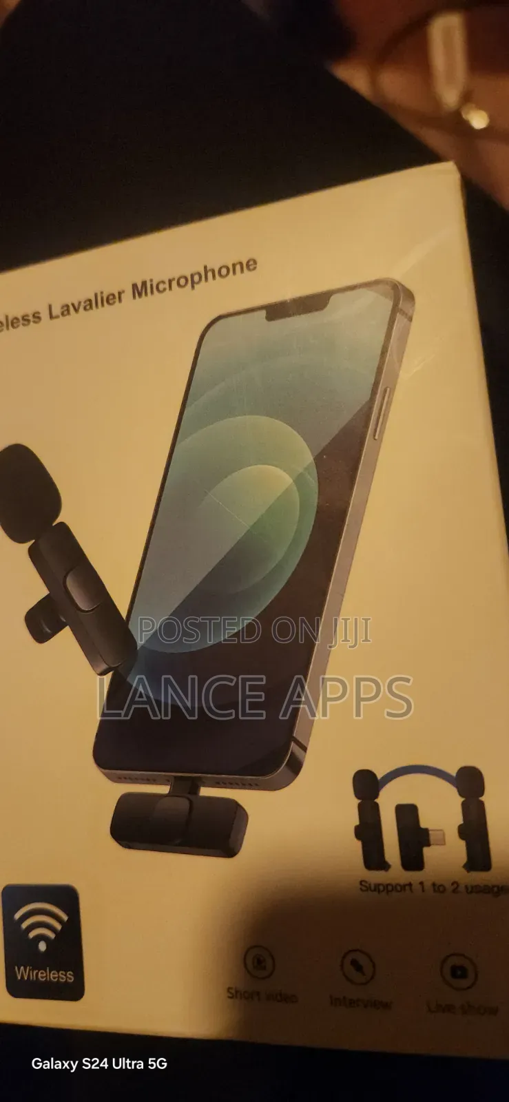 2 in 1 Wireless Tiktok Live Lavalier Microphone for Android iPhone