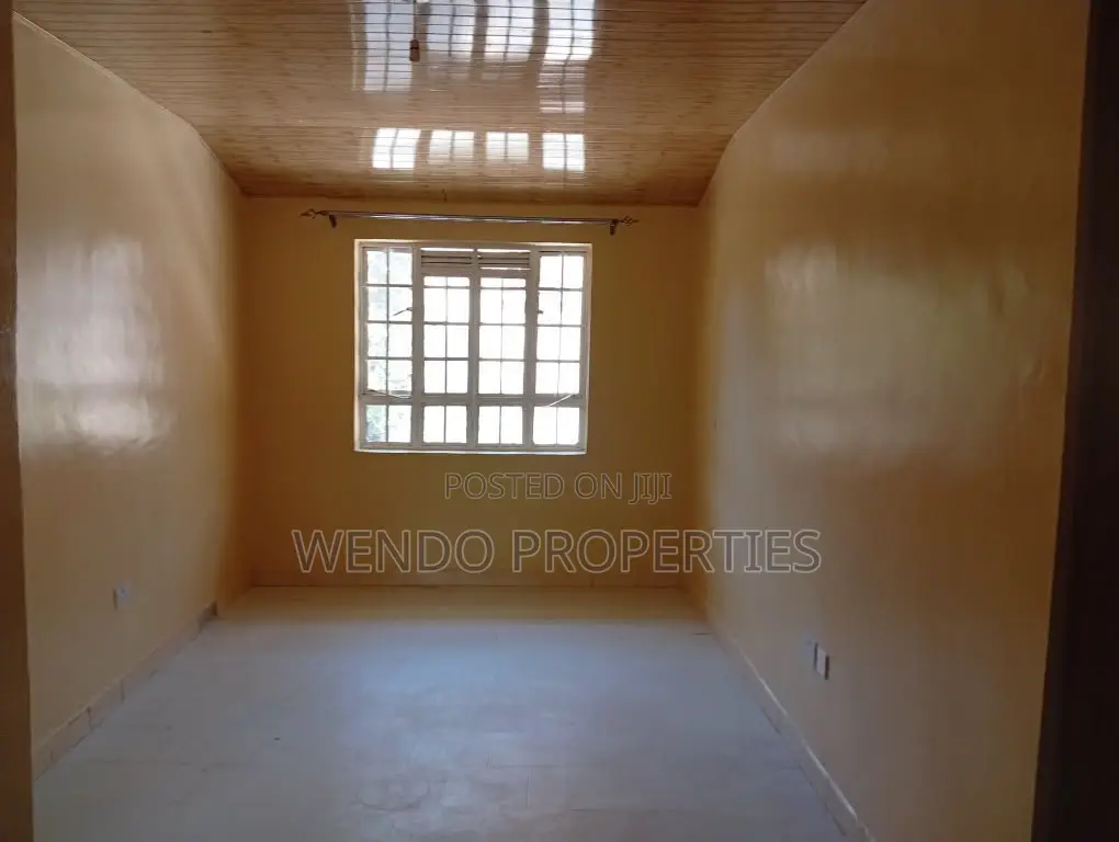 2bdrm Duplex in Karen C for rent