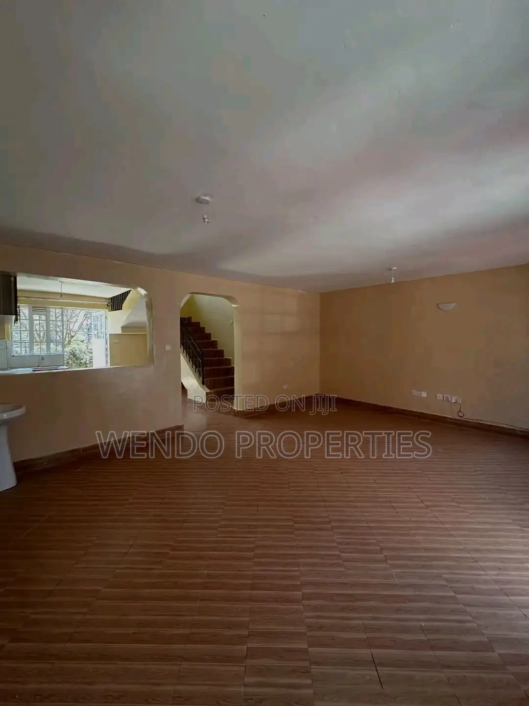 2bdrm Duplex in Karen C for rent