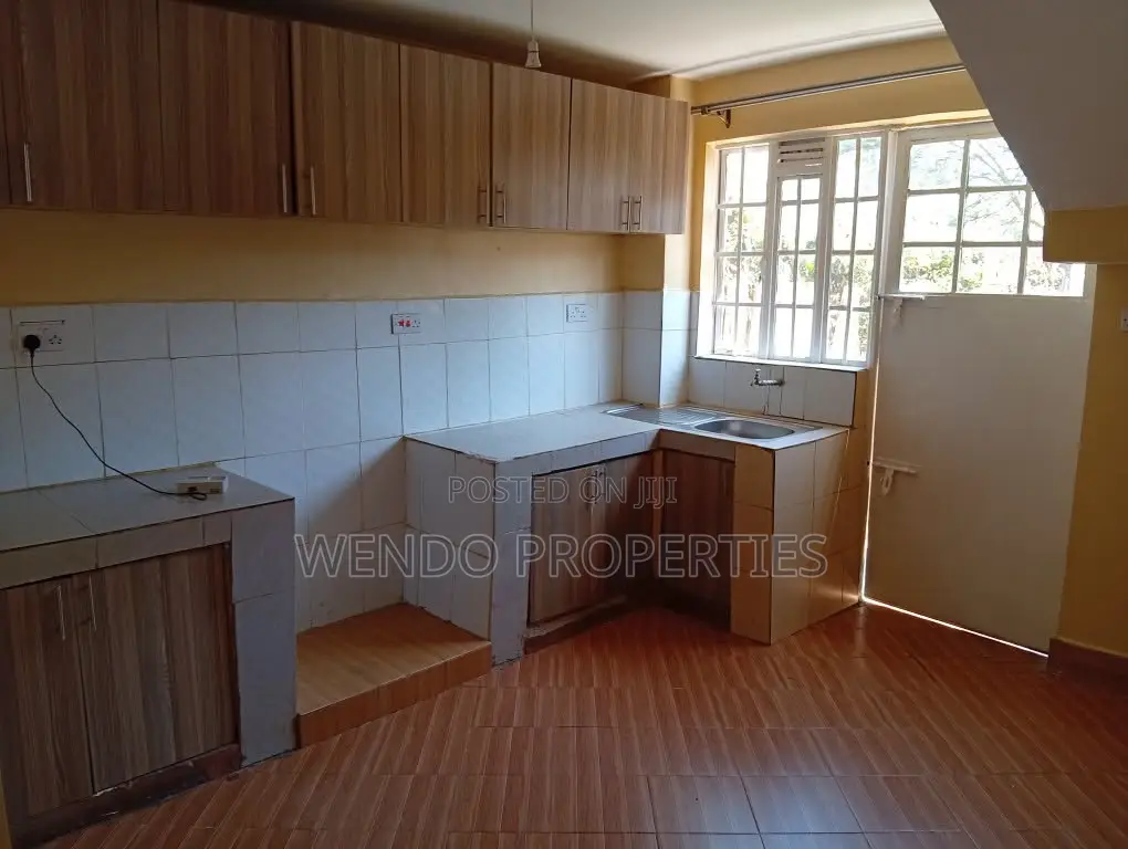 2bdrm Duplex in Karen C for rent