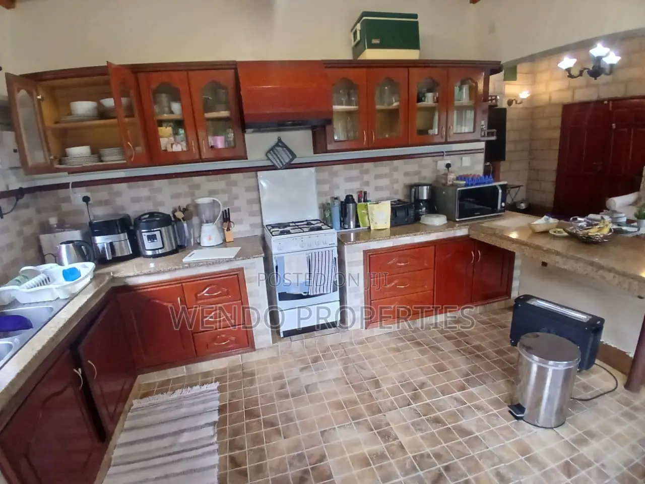 Furnished 2bdrm Chalet in Karen C for rent