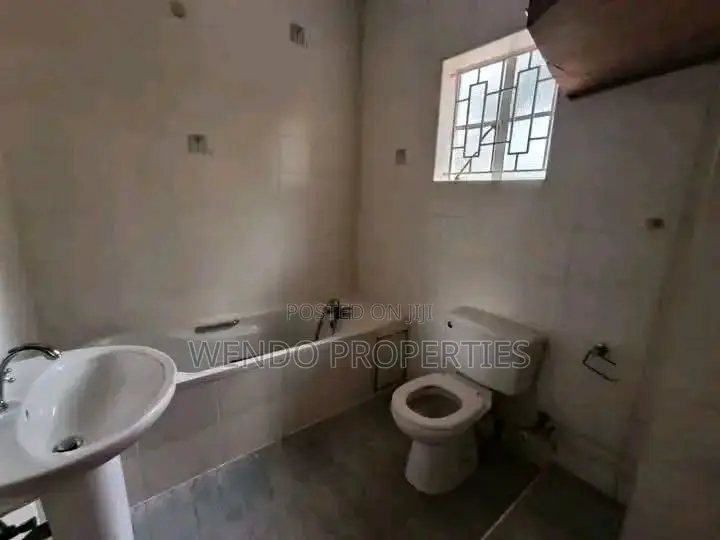 2bdrm Bungalow in Karen C for rent
