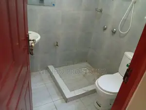 3bdrm Duplex in Karen C for rent