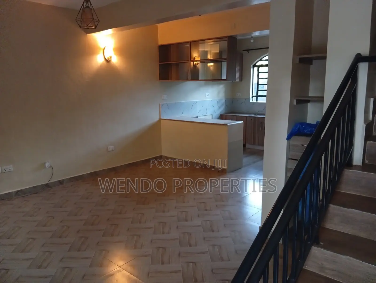 3bdrm Duplex in Karen C for rent