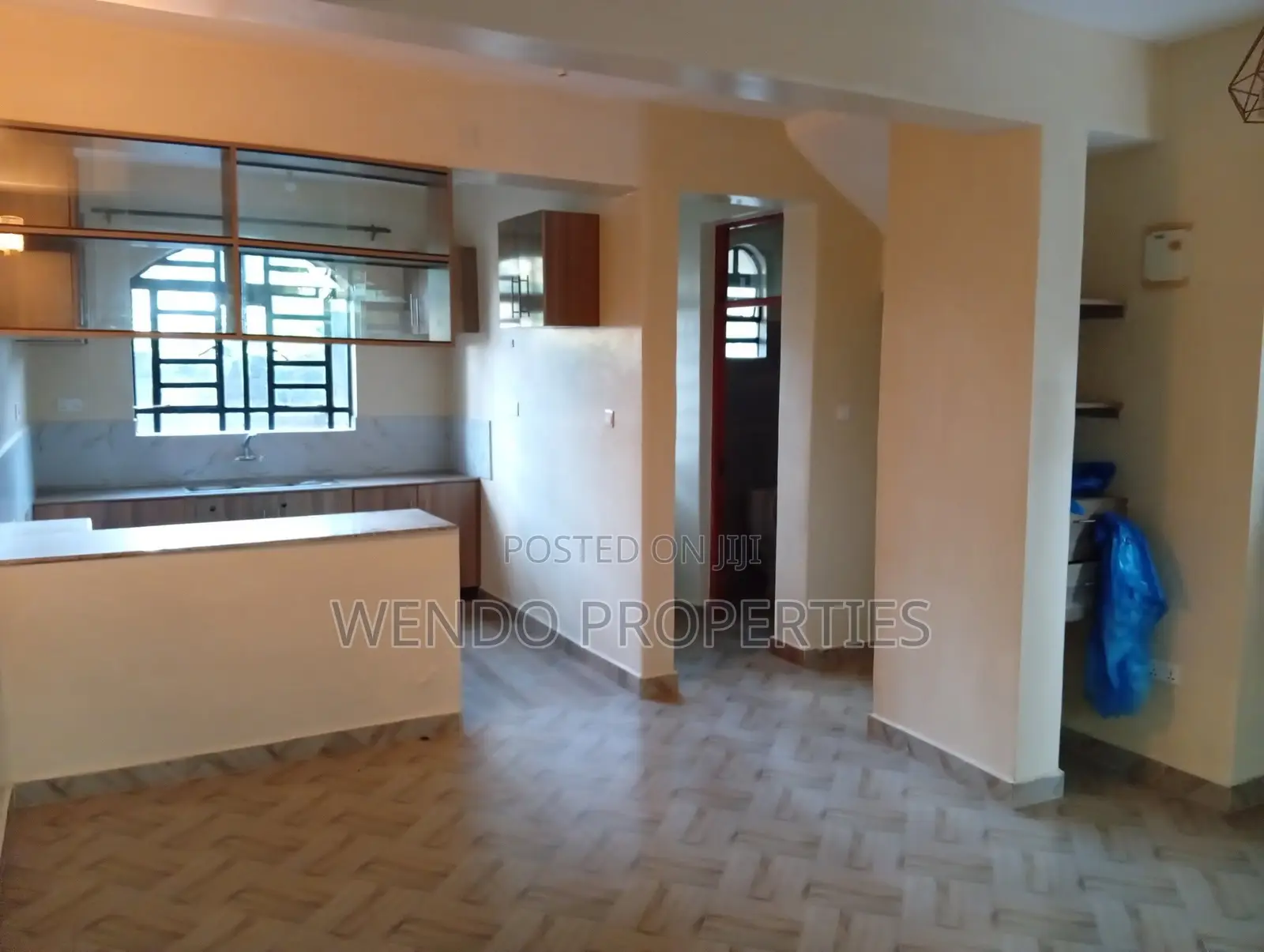 3bdrm Duplex in Karen C for rent