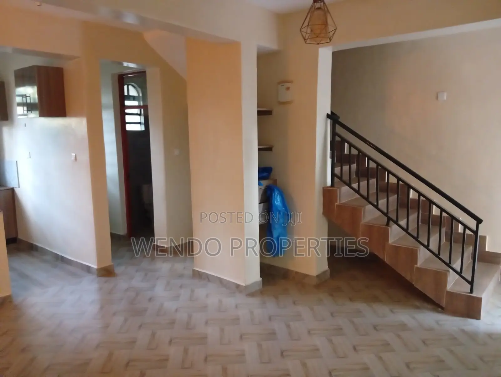 3bdrm Duplex in Karen C for rent