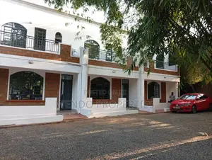 3bdrm Duplex in Karen C for rent