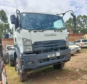 Isuzu GXZ 2025 White