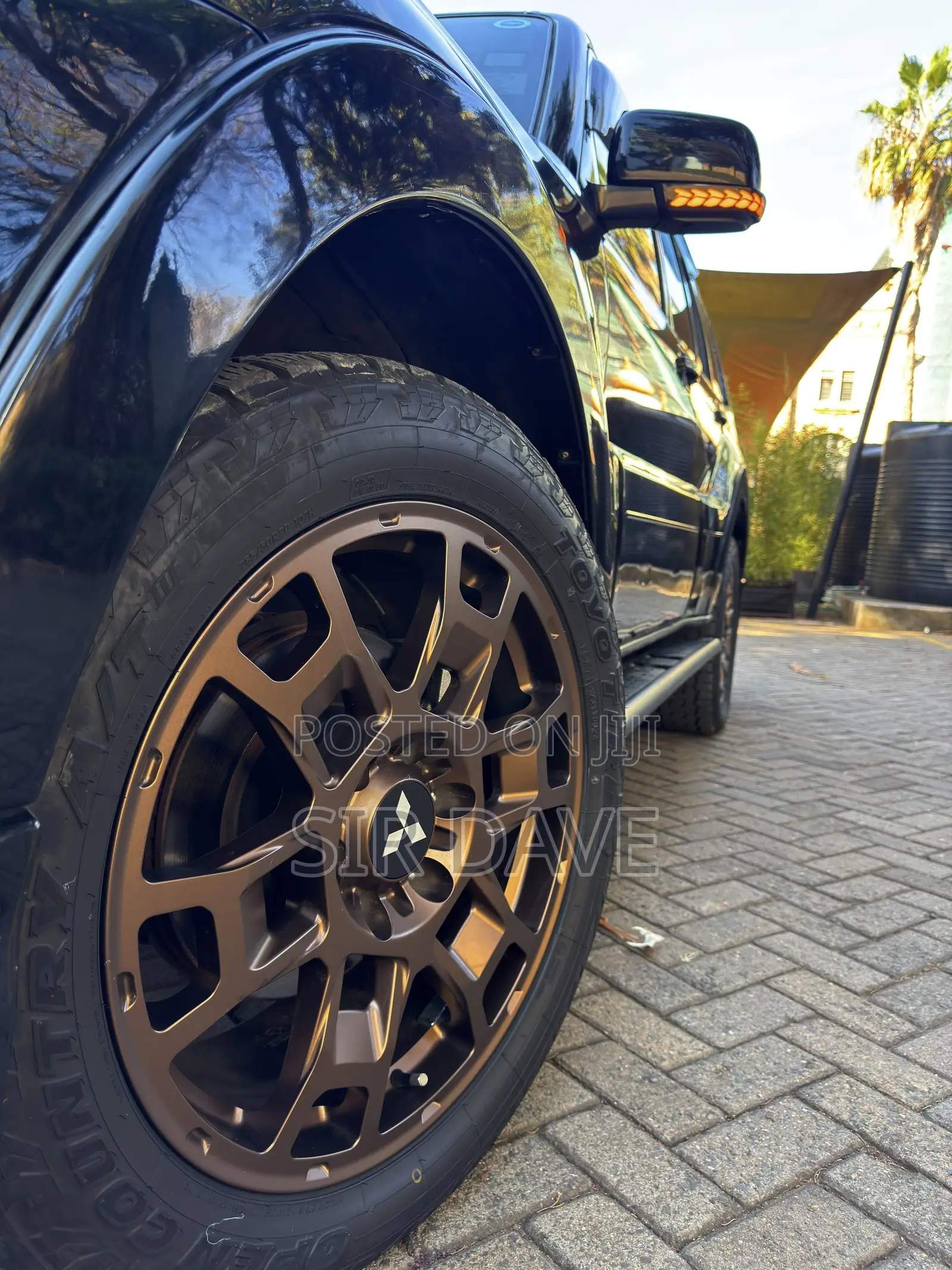 Mitsubishi Pajero Exceed 2019 Black