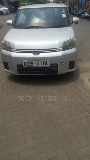 Toyota Corolla Rumion Hatchback 1.5 FWD 2008 Silver