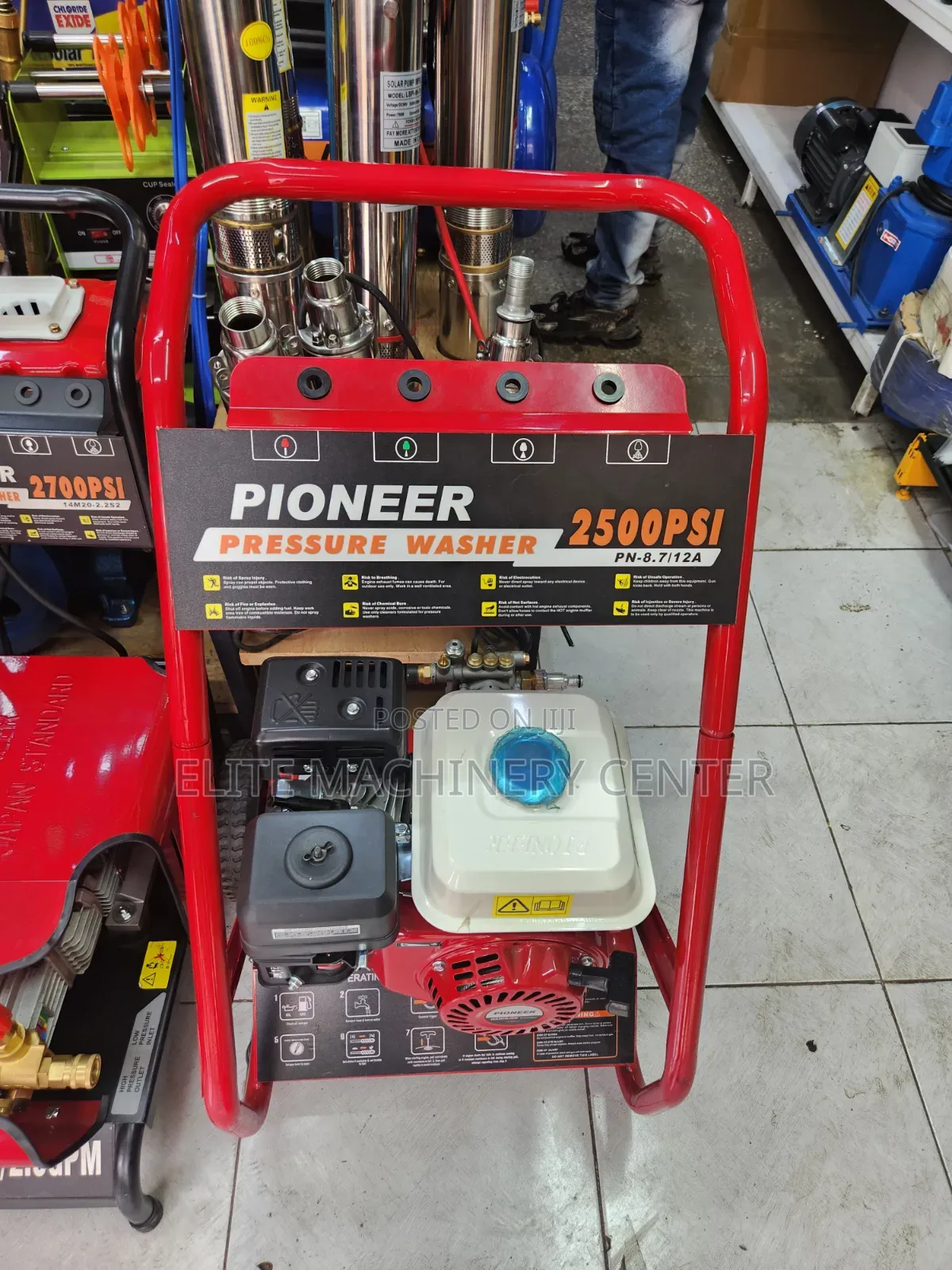 Pioneer 2500PSI Gasoline-Powered Pressure Washer,