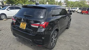 Mitsubishi RVR 2019 Black