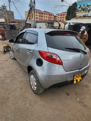 Mazda Demio 2015 Silver