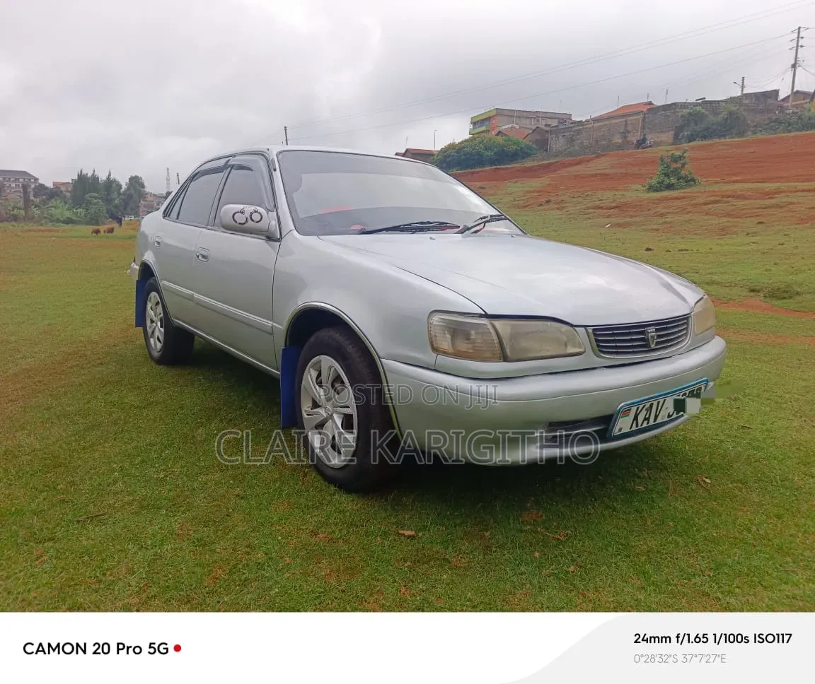 Toyota Corolla 2005 Silver