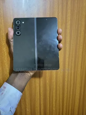 New Samsung Galaxy Z Fold 5 512 GB Gold