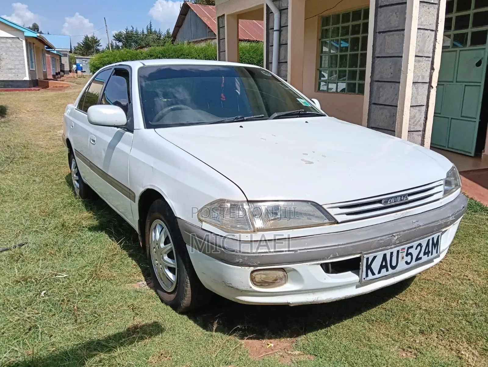 Toyota Carina 1.5 FWD Sedan 2001 White