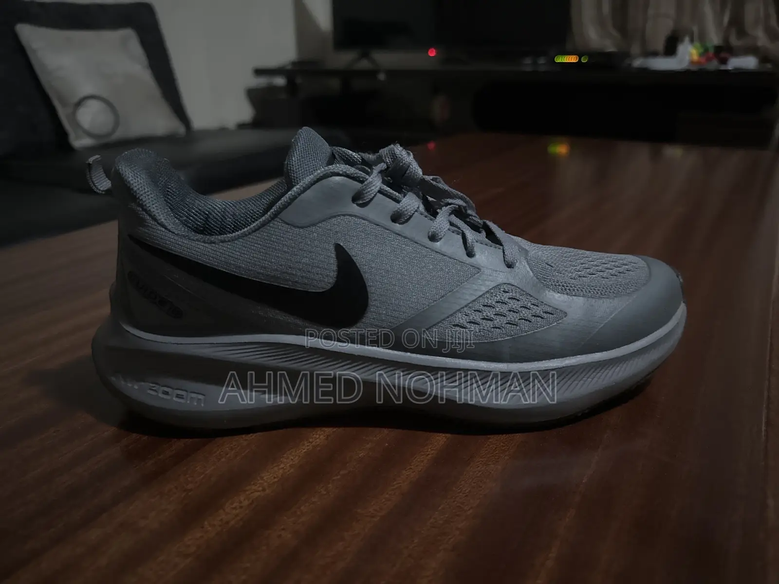 Nike Sheos