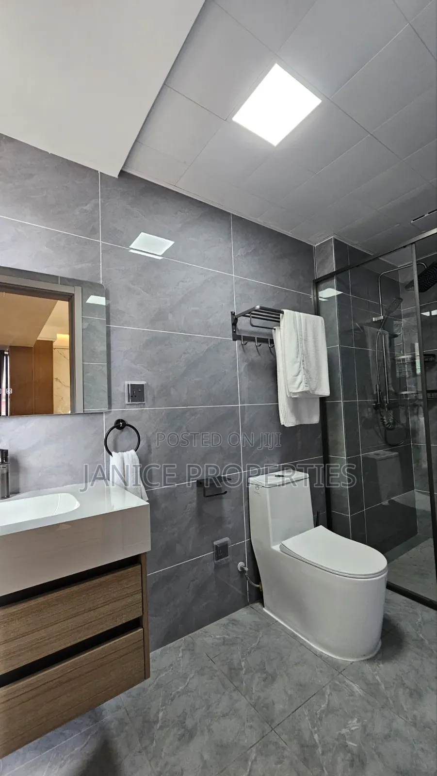 3bdrm Apartment in Ivy Park Residence, Mogotio for sale