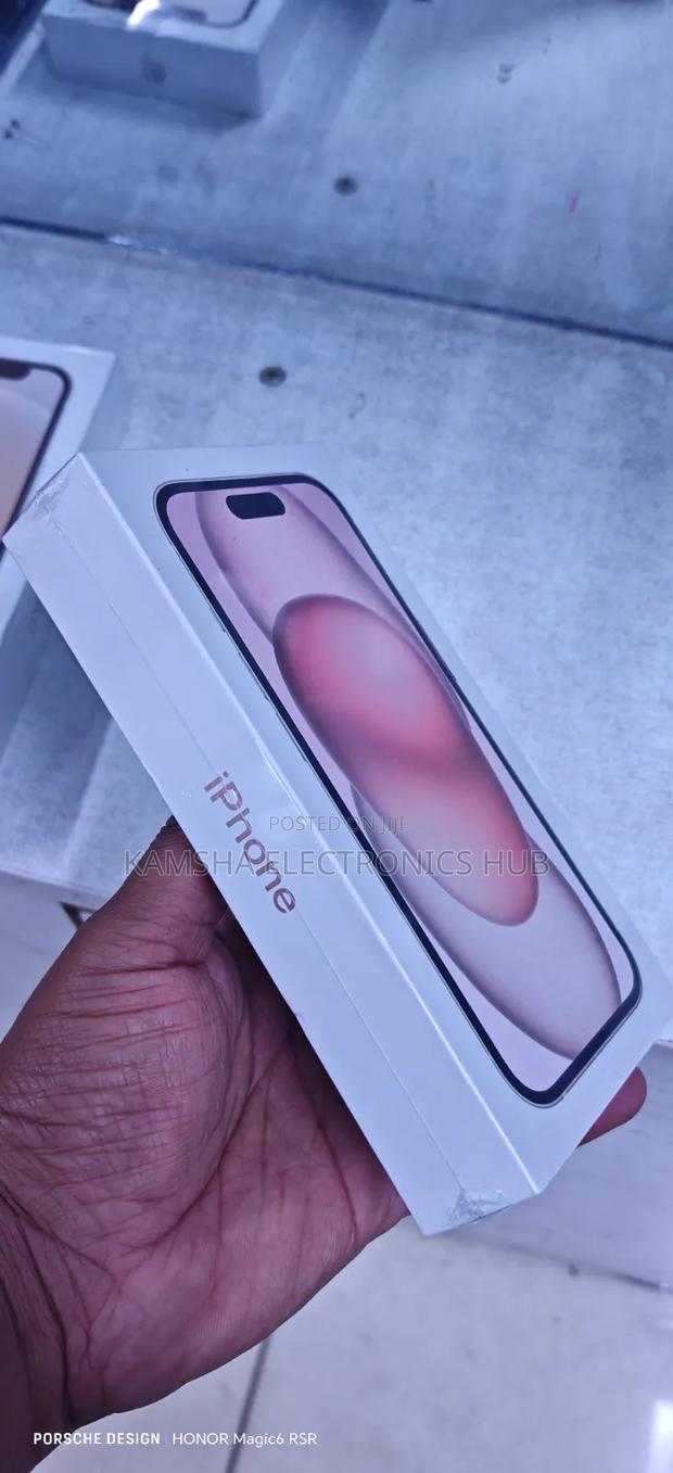 New Apple iPhone 15 Plus 256 GB Pink - thumbnail 3