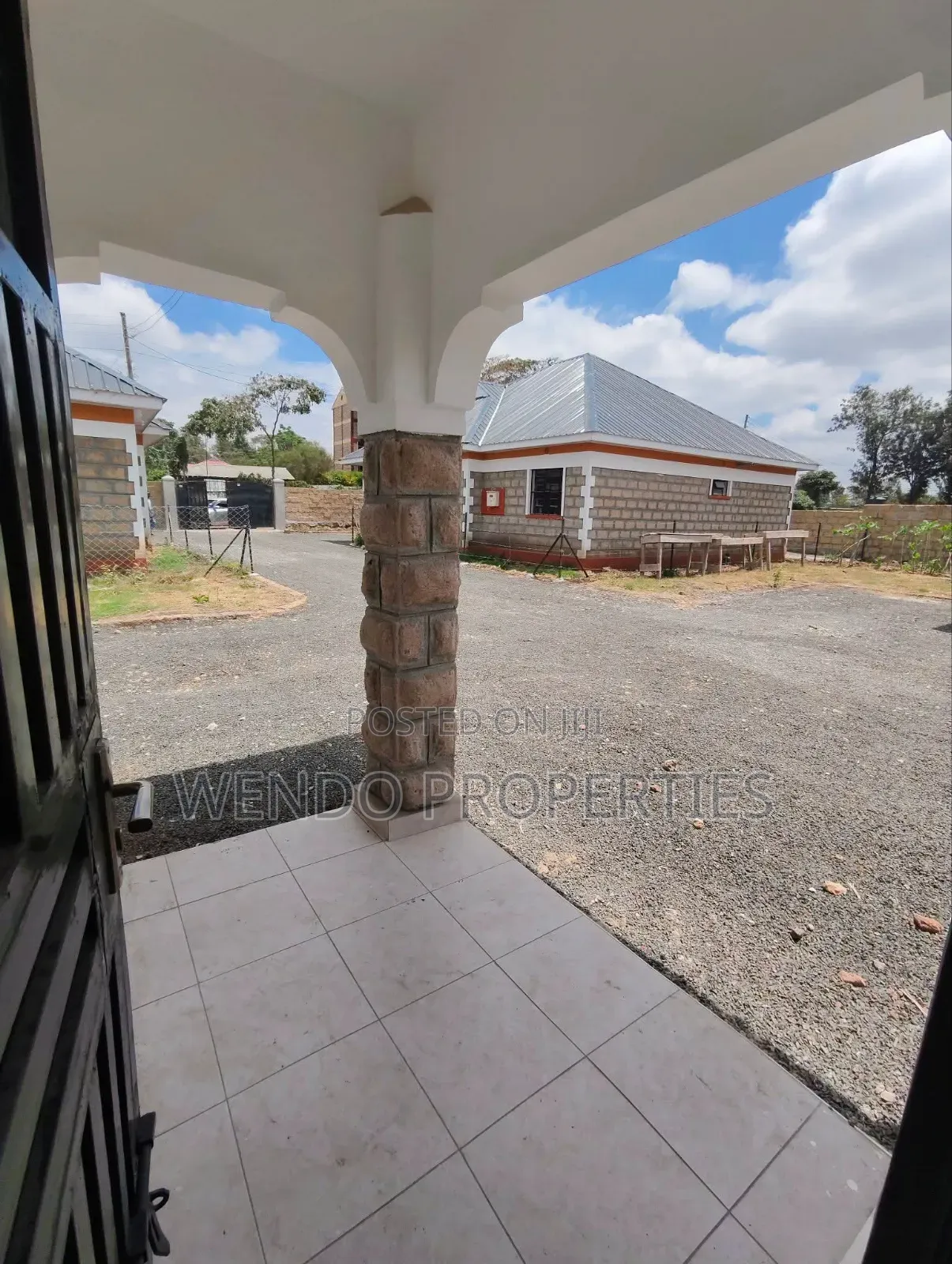 3bdrm Bungalow in Kiserian for sale