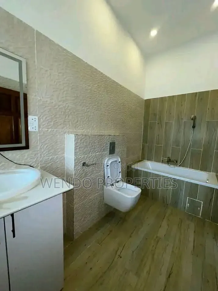5bdrm Villa in Runda for rent