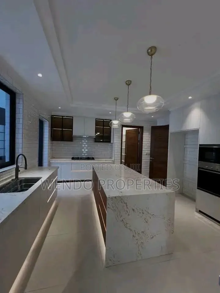 4bdrm Villa in Muthangari for rent