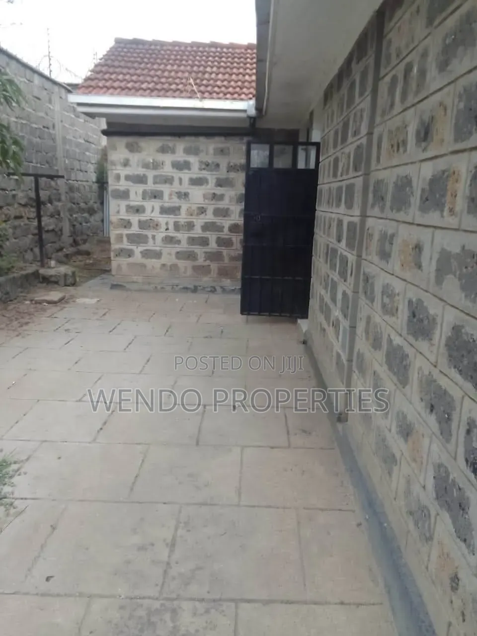 3bdrm Bungalow in Kandisi for sale