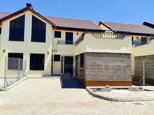 5bdrm Townhouse/Terrace in Kitengela for sale