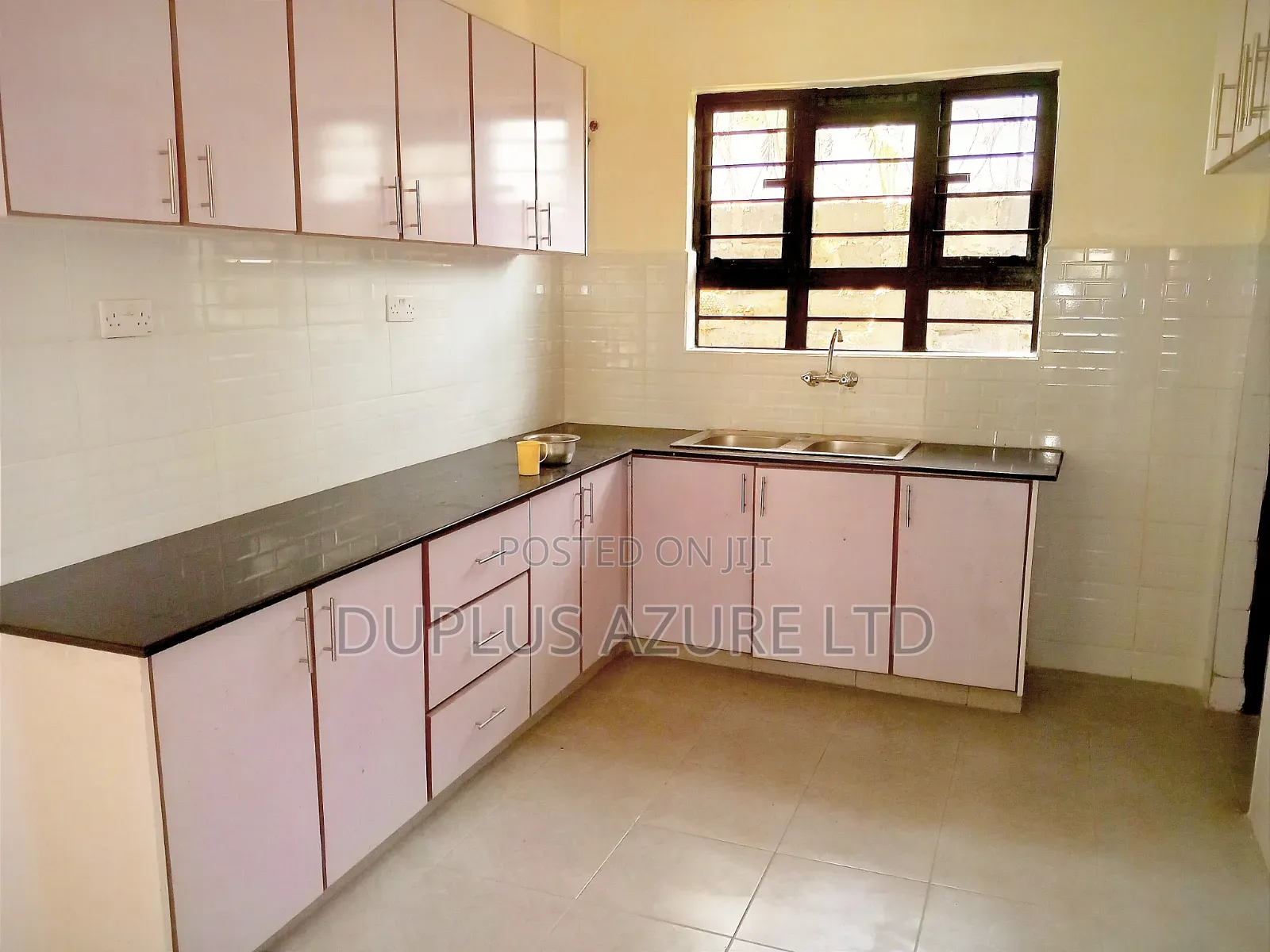 3bdrm Bungalow in Kitengela for sale