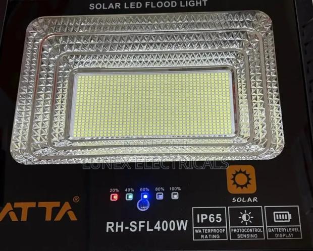 Solar Floodlight Security Yard Light - thumbnail 2