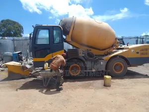 Self Loading Concrete Mixer and Pump for Hire