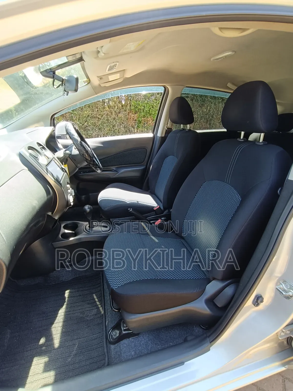 Nissan Note 1.2 Petrol 2012 Silver