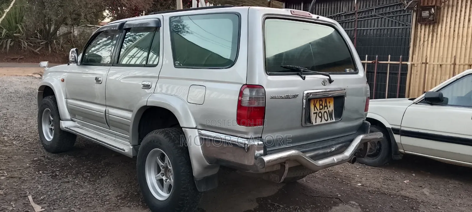 Toyota Hilux Surf 2.7 SSR 2000 Silver