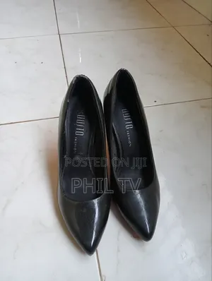Ladies Shoes