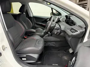 Peugeot 208 2019 White