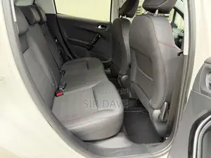 Peugeot 208 2019 White