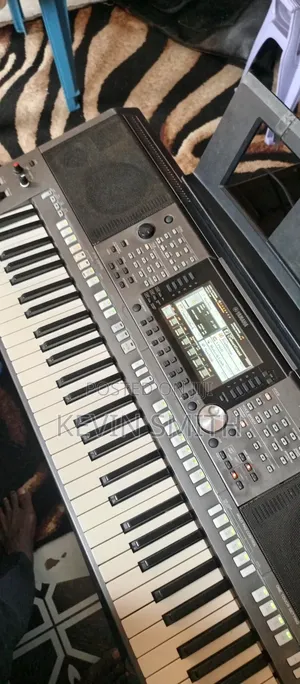 Yamaha PSR S970