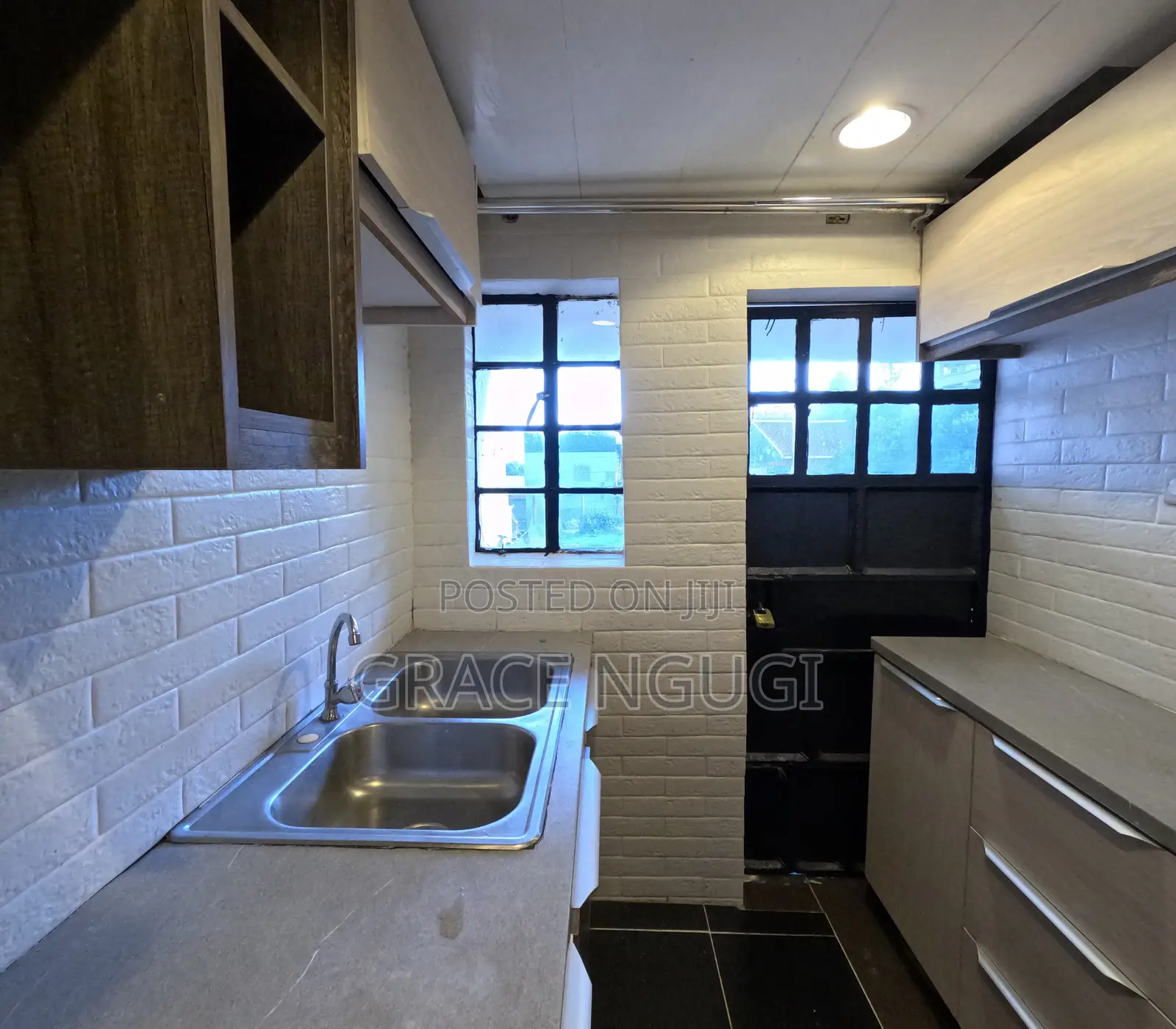 3bdrm Duplex in J&J Apartments, Zambezi/Sigona for rent