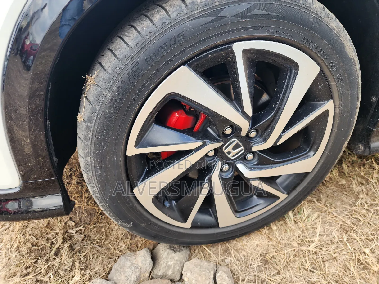 Honda Vezel 1.5 2WD 172 hp 2019 Pearl