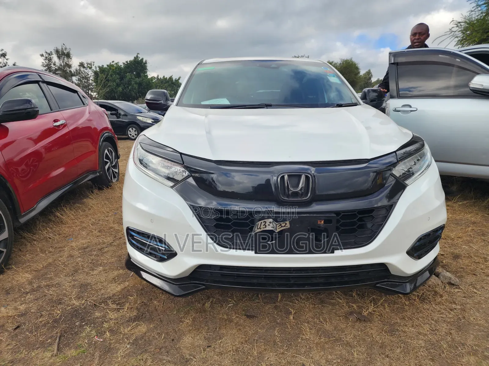 Honda Vezel 1.5 2WD 172 hp 2019 Pearl