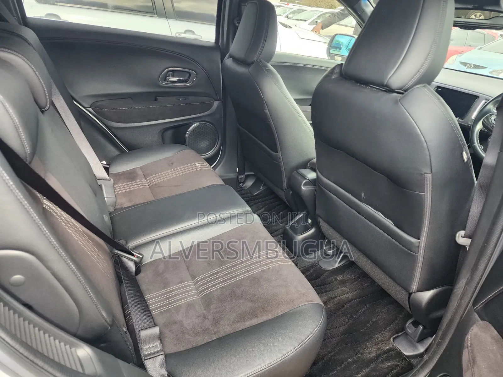 Honda Vezel 1.5 2WD 172 hp 2019 Pearl