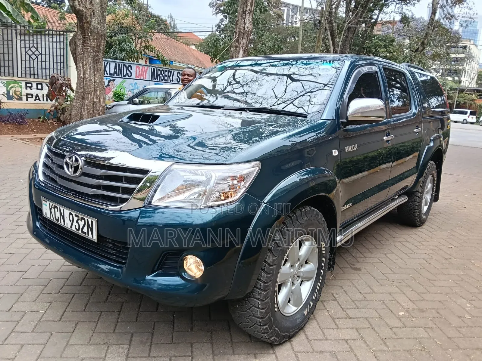 Toyota Hilux 2011 Green