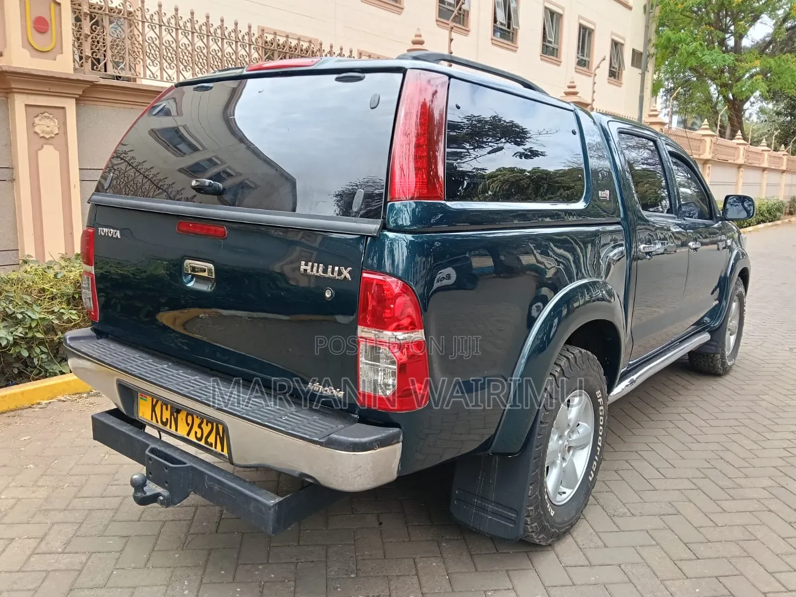 Toyota Hilux 2011 Green