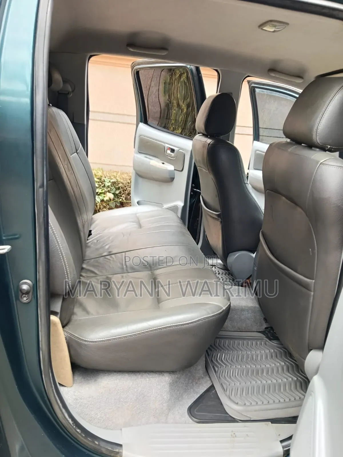 Toyota Hilux 2011 Green