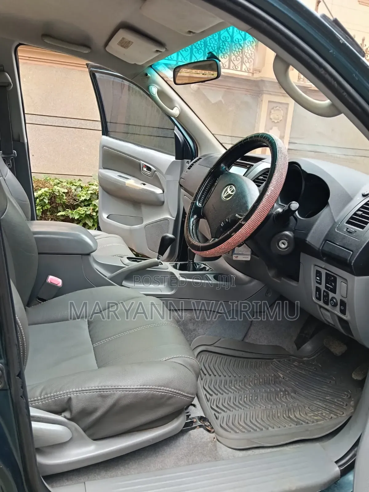 Toyota Hilux 2011 Green