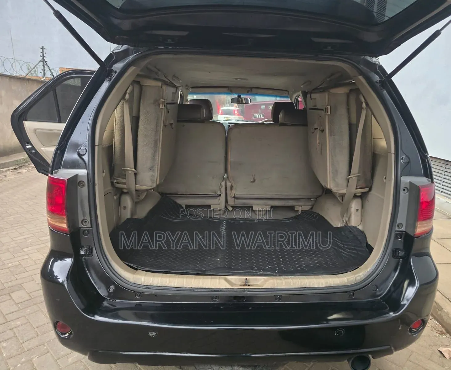 Toyota Fortuner 2.5 D AWD 2006 Black