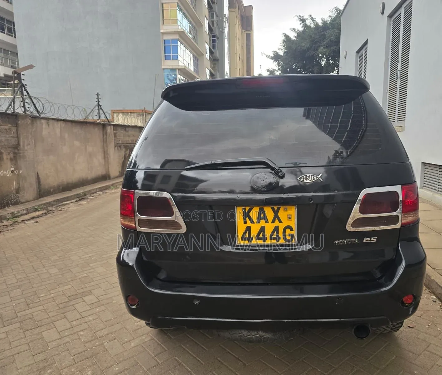 Toyota Fortuner 2.5 D AWD 2006 Black