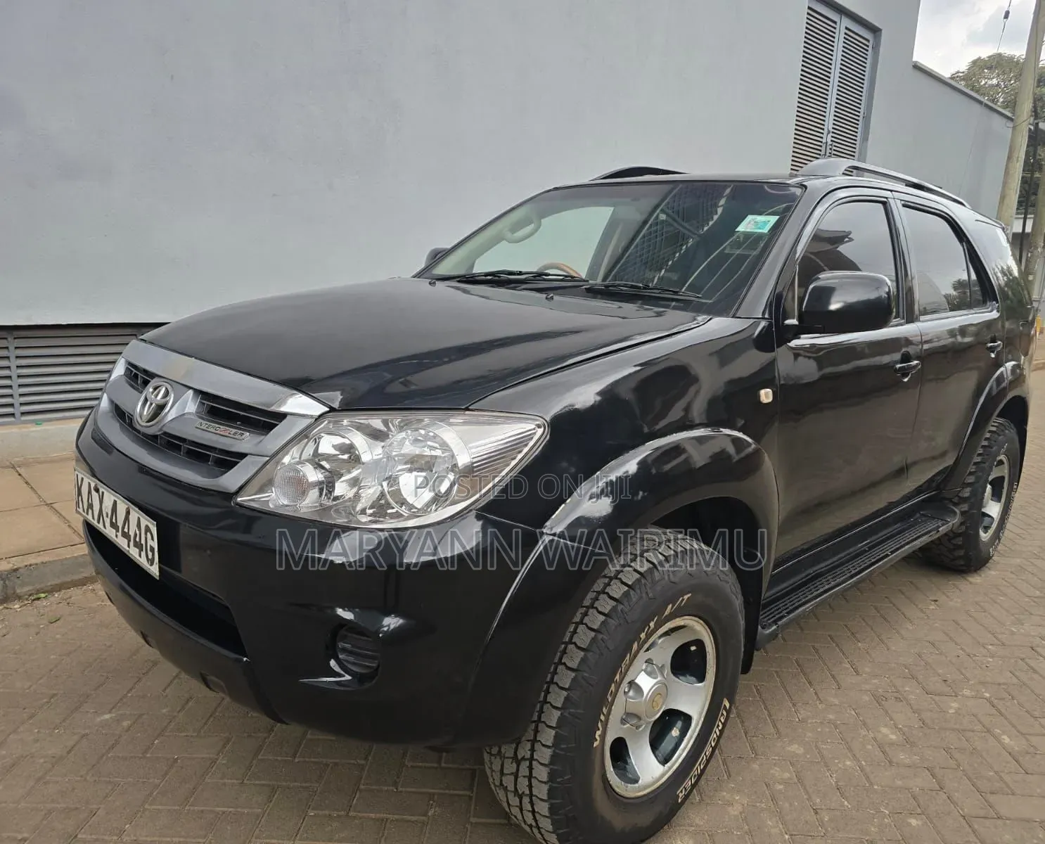 Toyota Fortuner 2.5 D AWD 2006 Black