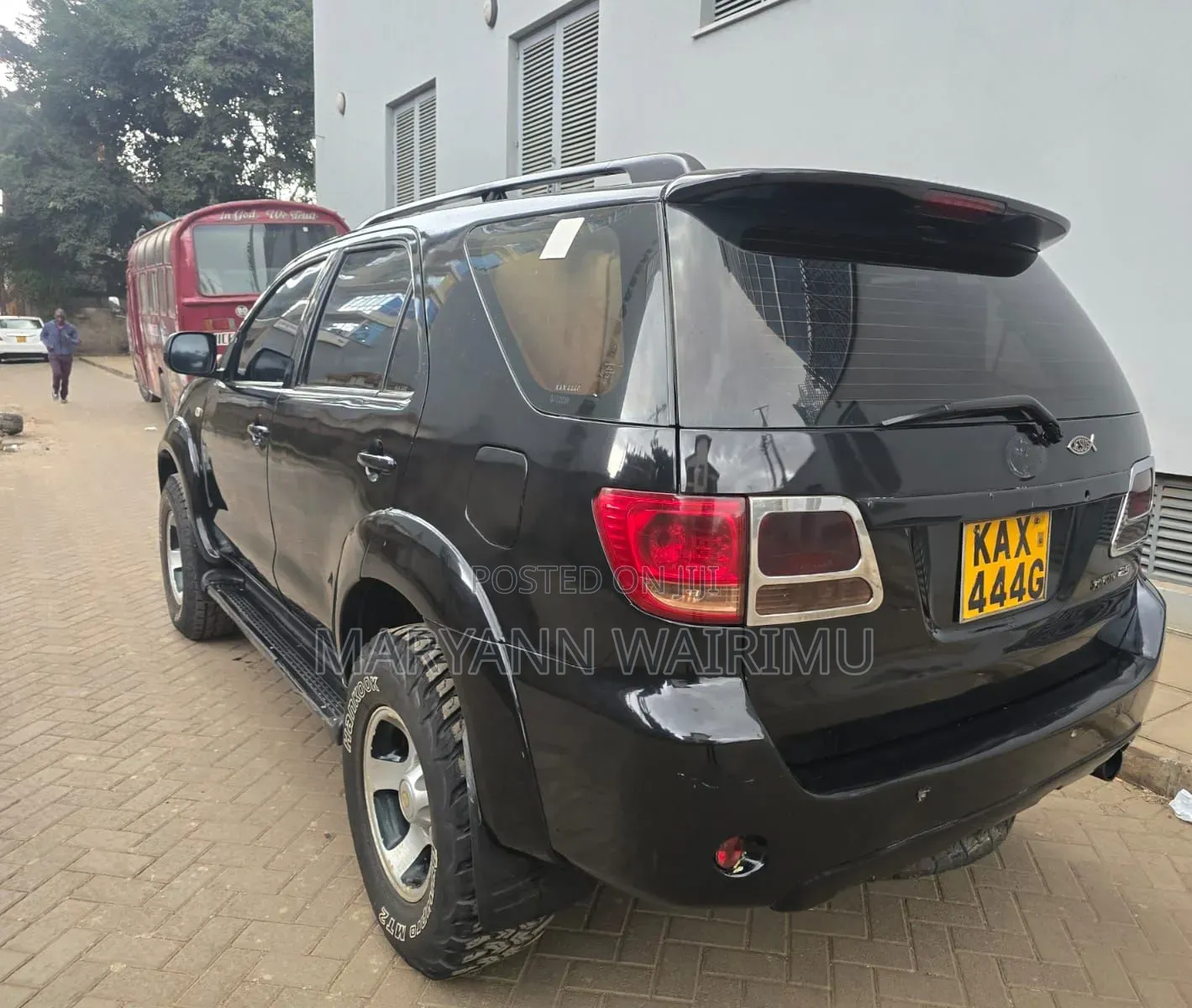 Toyota Fortuner 2.5 D AWD 2006 Black