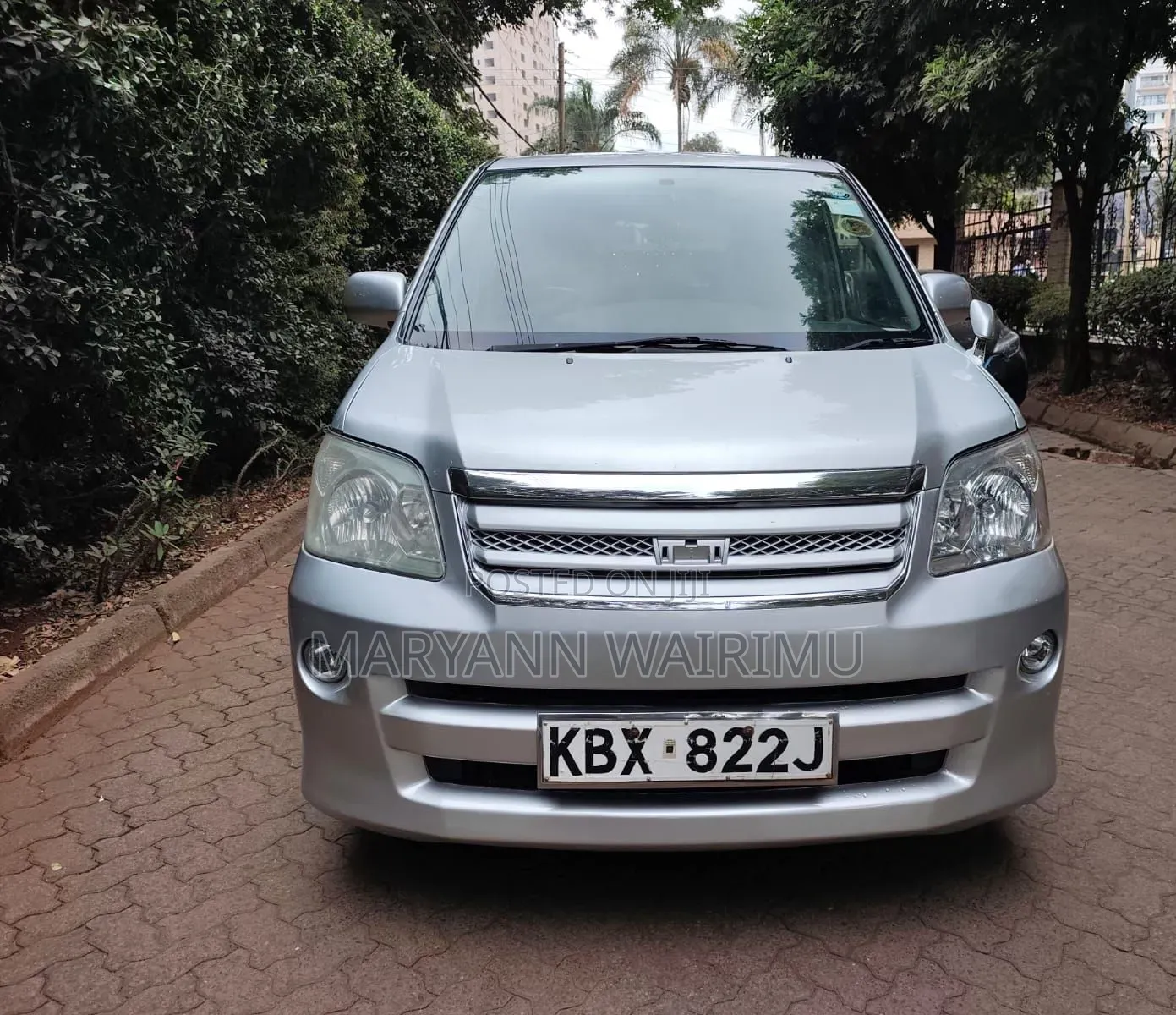 Toyota Noah 2007 Silver